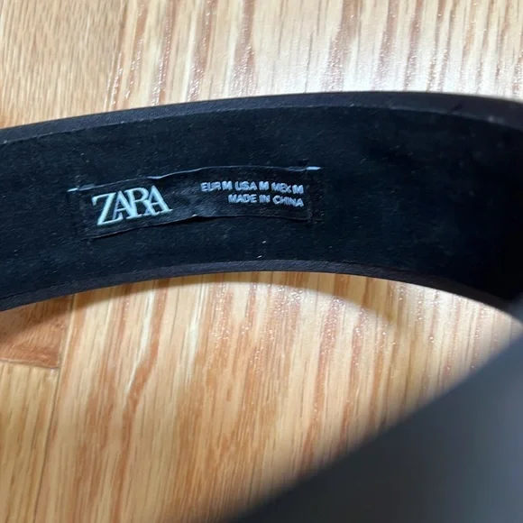Zara medium black headband. - Picture 2 of 5